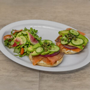 SMOKED LOX SALMON BAGEL